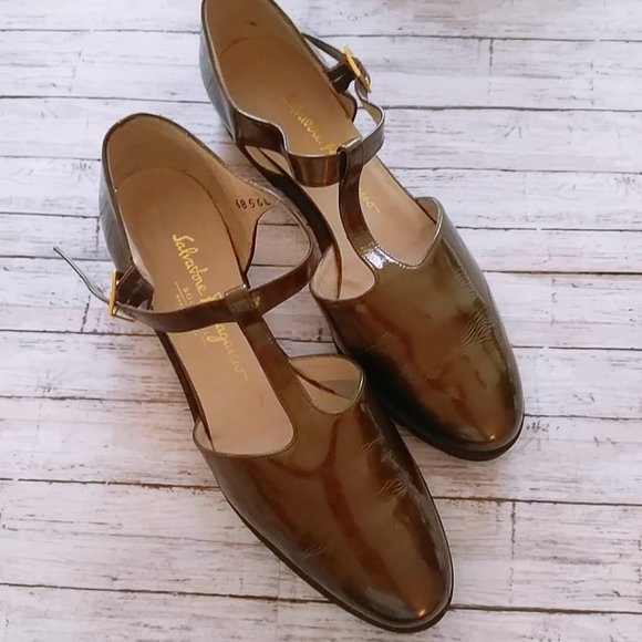 Salvatore Ferragamo Shoes - Salvatore Ferragamo T-Strap Flats - Size 8.5